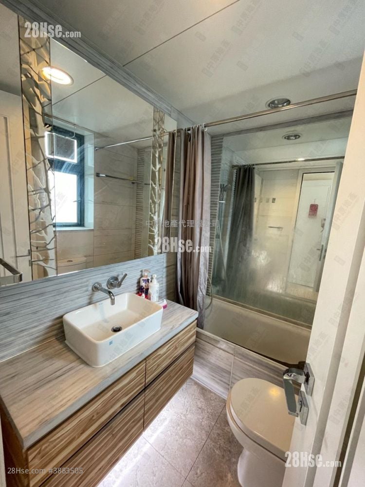 The Rise Sell 3 Bedrooms 749 ft²
