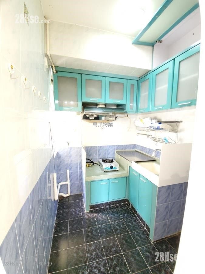 Tai Po Centre Rental 2 Bedrooms , 1 Bathroom 325 ft²