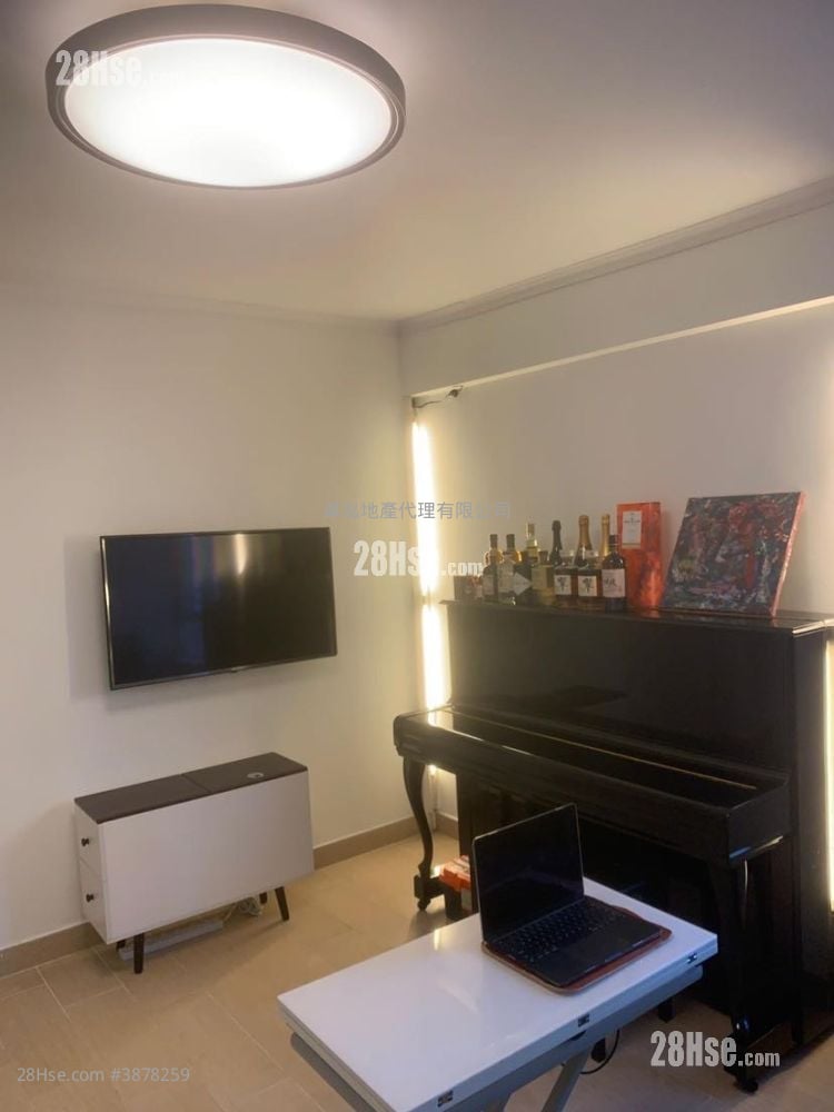 Joyful Building Sell 2 Bedrooms , 1 Bathroom 422 ft²