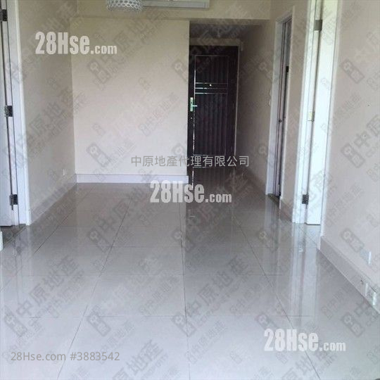 Uptown Sell 2 Bedrooms , 1 Bathroom 523 ft²