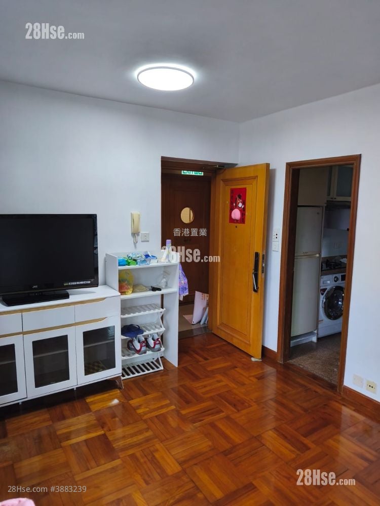 Metro City Rental 2 Bedrooms , 1 Bathroom 363 ft²