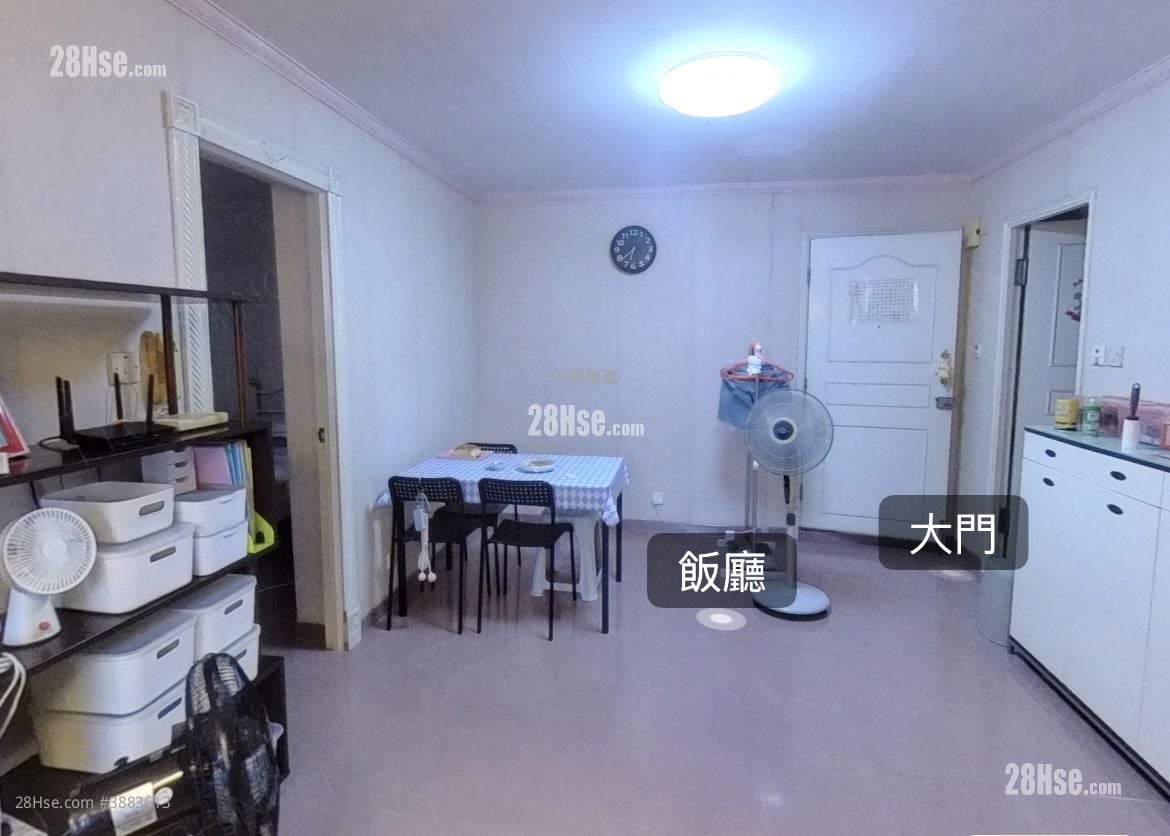 Tin Chung Court Sell 2 Bedrooms 531 ft²