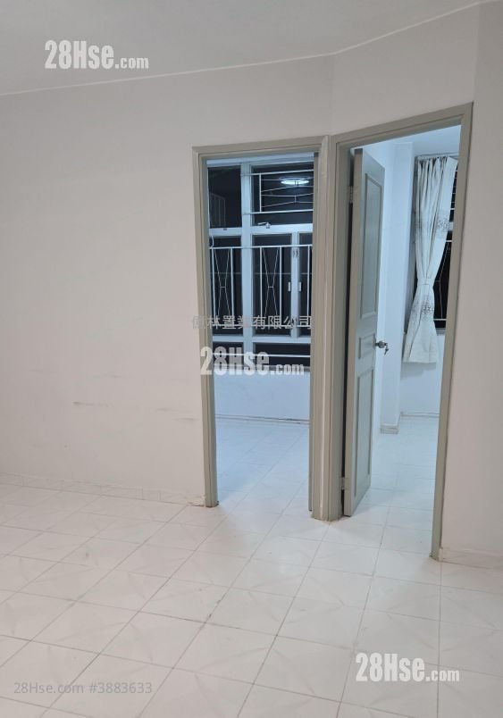 Hong Nga Court Rental 2 Bedrooms , 1 Bathroom 438 ft²