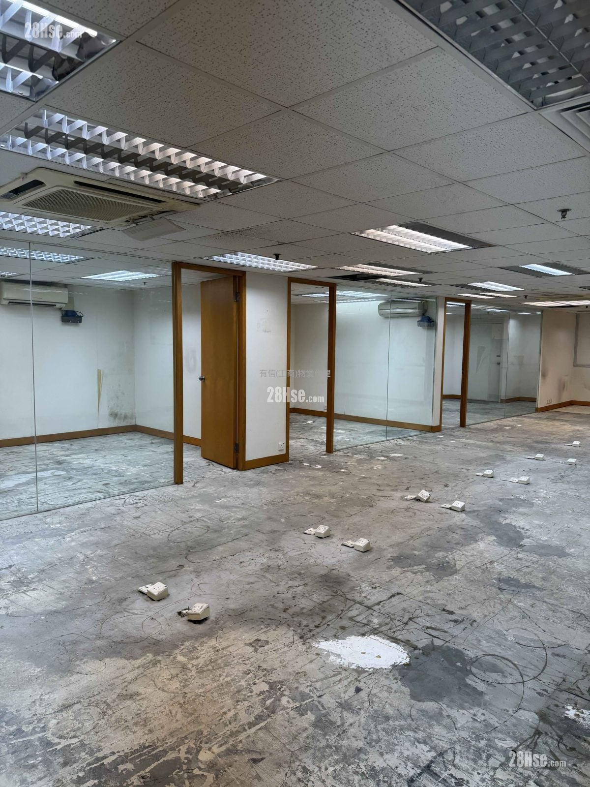 香港紗廠工業大廈6期 租盤 1,720 平方呎