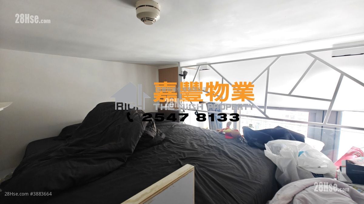 Novum West Rental Studio , 1 Bathroom 218 ft²