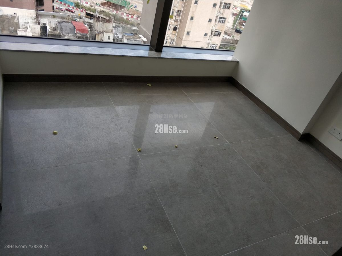 Ava55 Rental 166 ft²