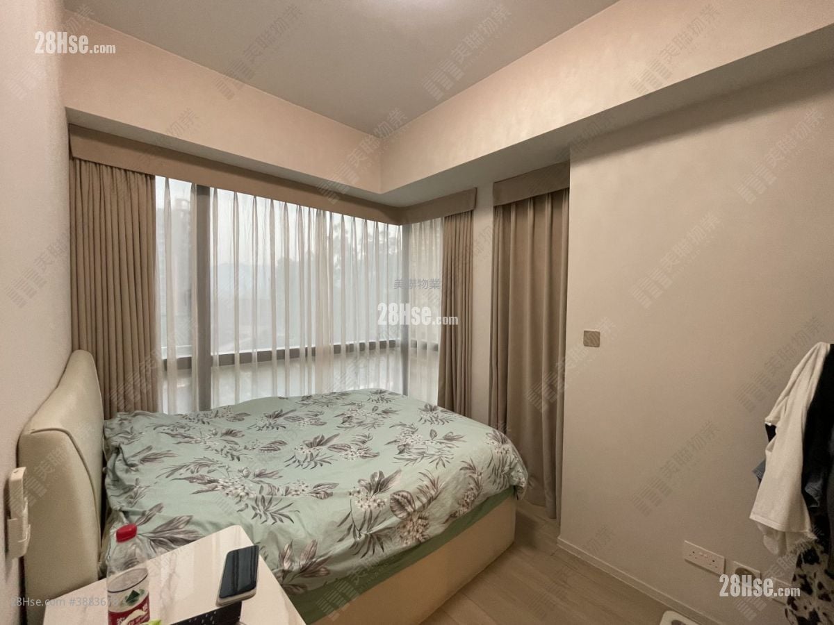 One Innovale Rental 3 Bedrooms , 2 Bathrooms 609 ft²