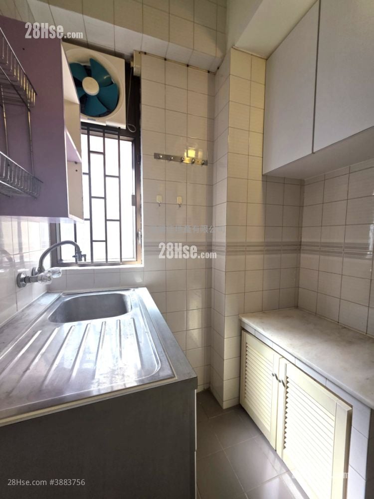 Chinese Mansion Rental 2 Bedrooms , 1 Bathroom 466 ft²