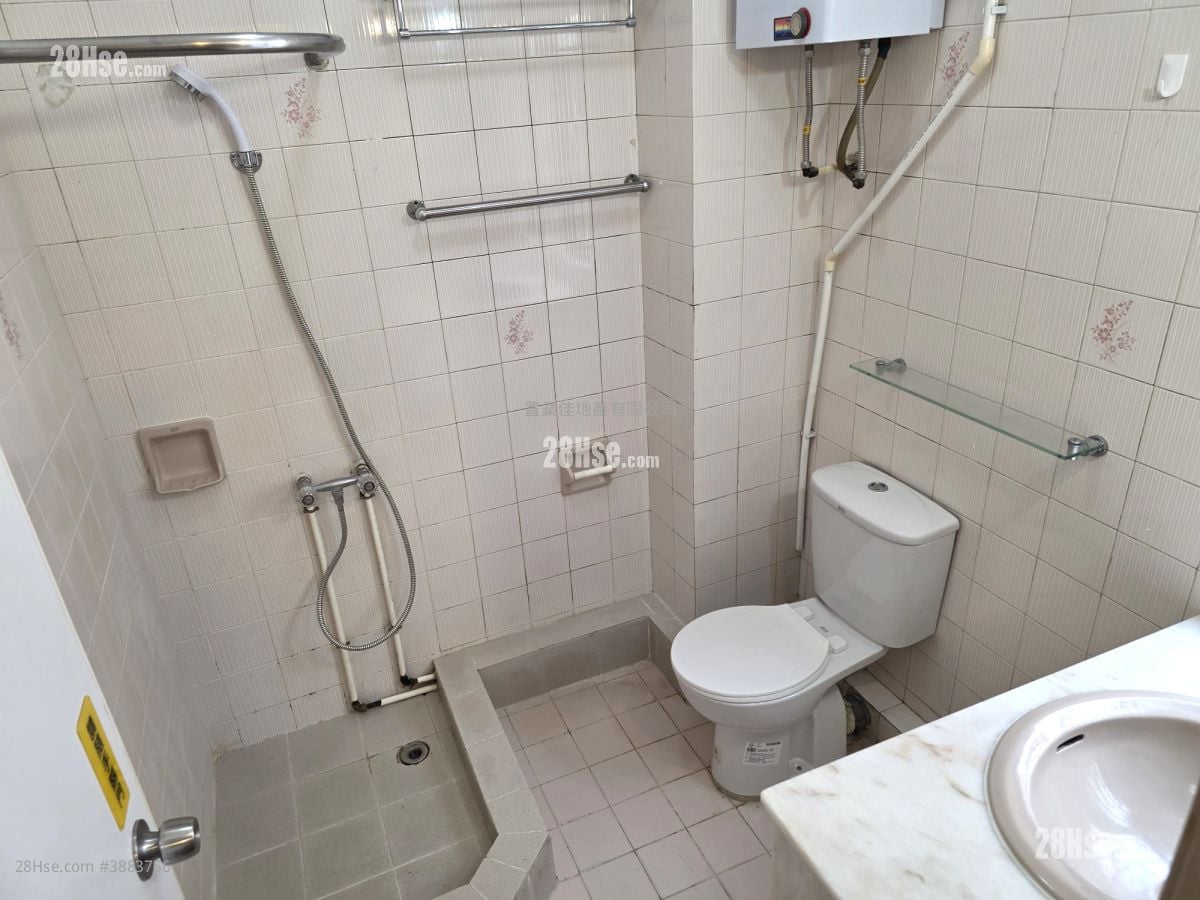 Chinese Mansion Rental 2 Bedrooms , 1 Bathroom 466 ft²