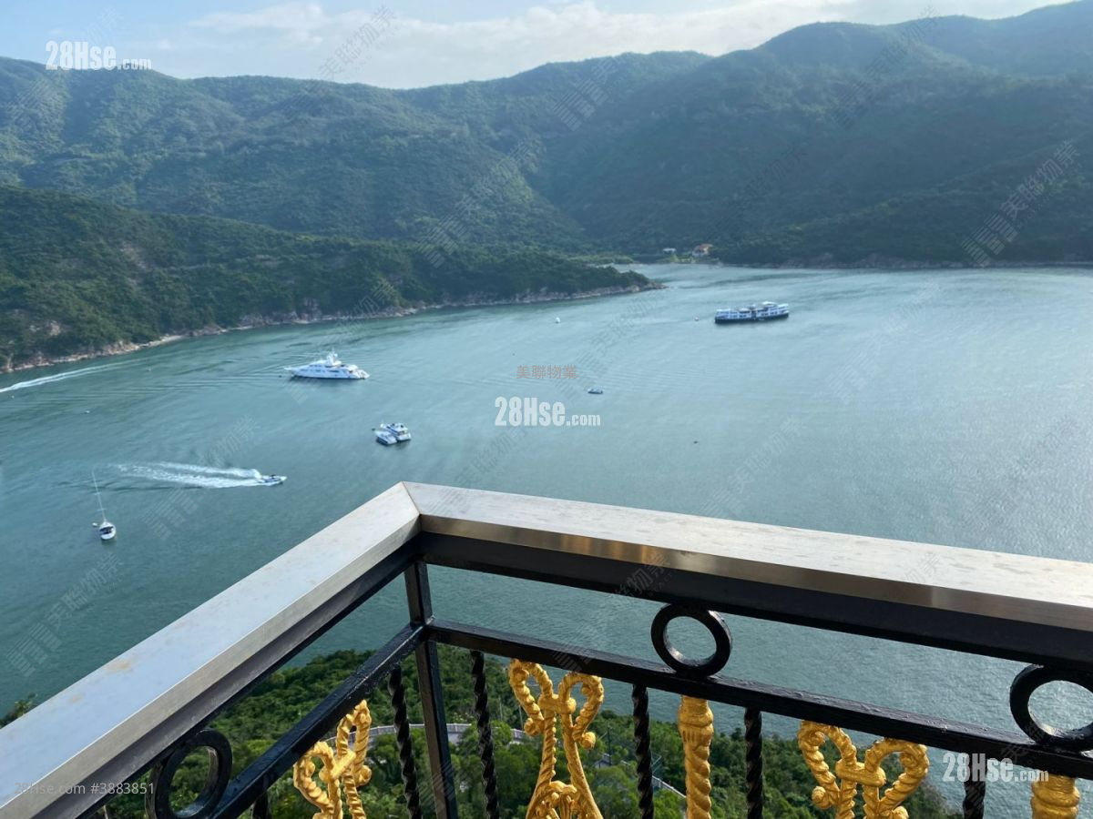 红山半岛 售盘 3 房 , 3 浴室 1,013 平方尺