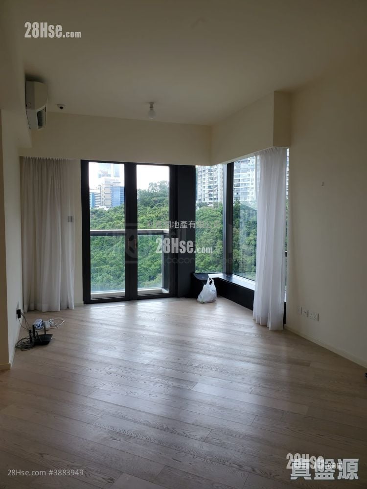 Fleur Pavilia Rental 4 Bedrooms , 2 Bathrooms 1,024 ft²