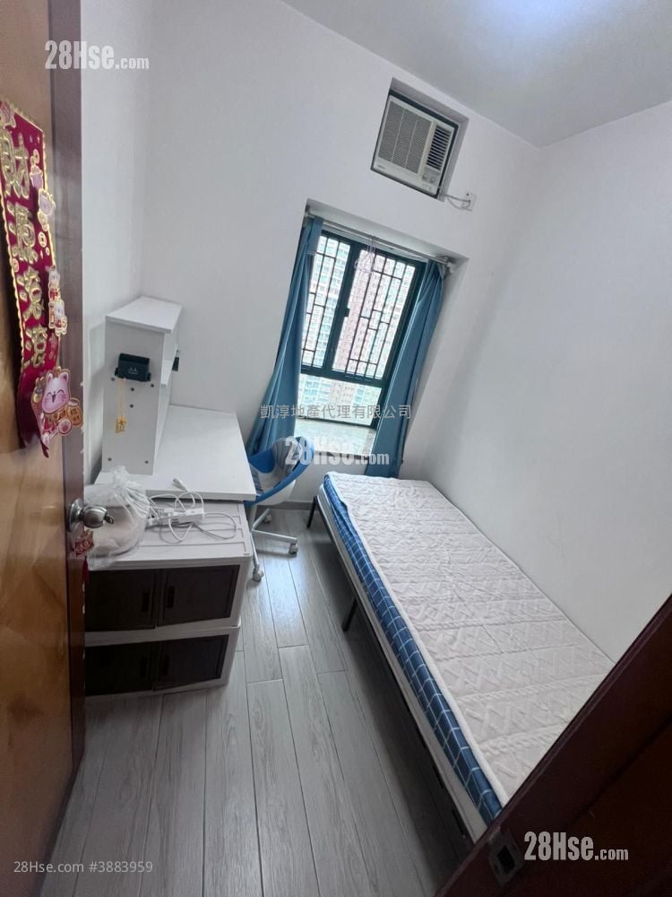 East Point City Rental 3 Bedrooms , 2 Bathrooms 616 ft²