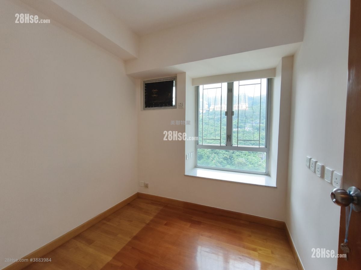 Tsuen King Garden Sell 3 Bedrooms , 2 Bathrooms 577 ft²