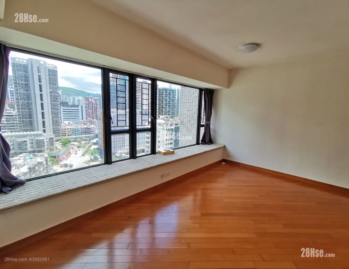 Chelsea Court Sell 2 Bedrooms , 1 Bathroom 471 ft²