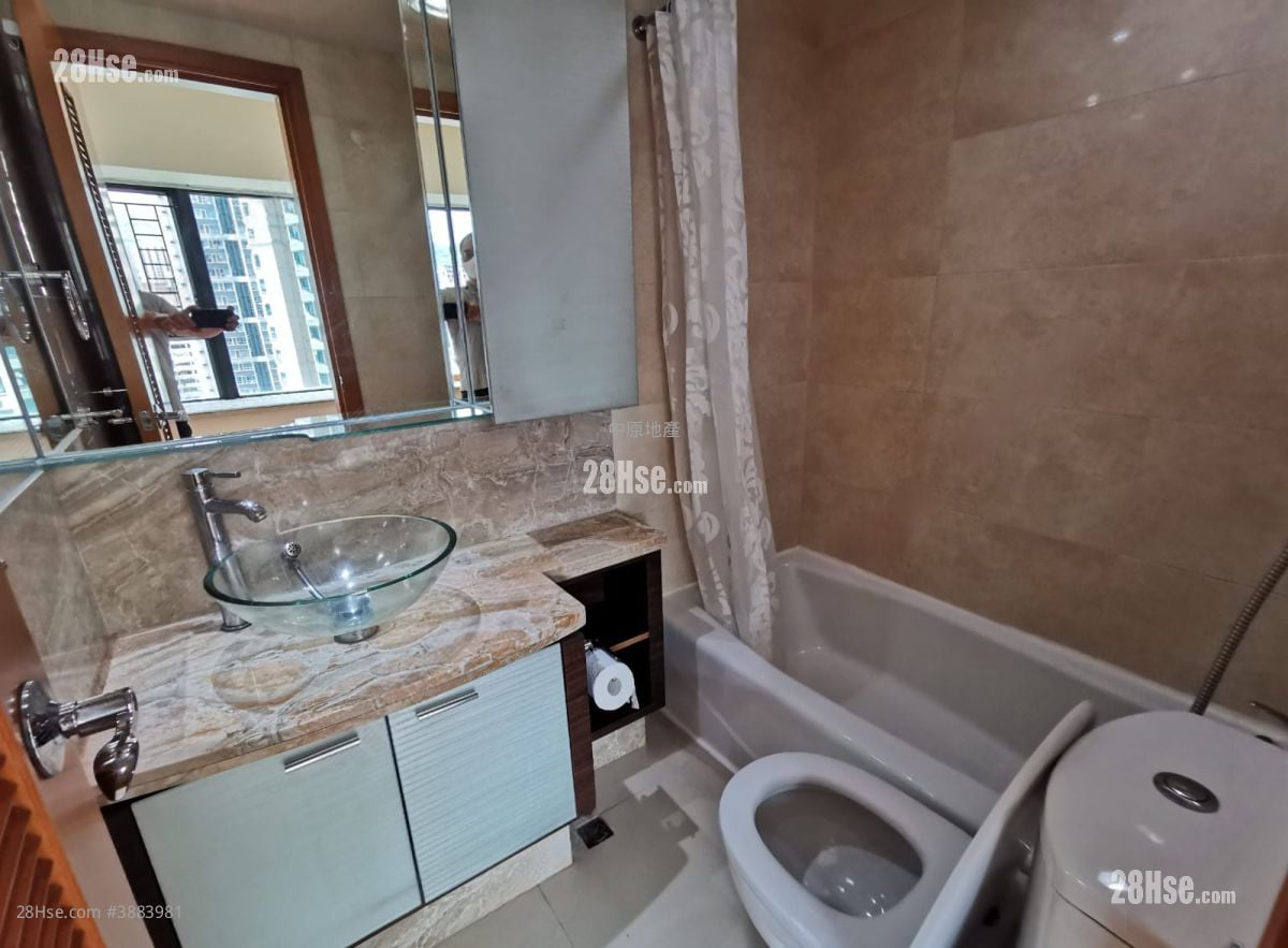 Chelsea Court Sell 2 Bedrooms , 1 Bathroom 471 ft²