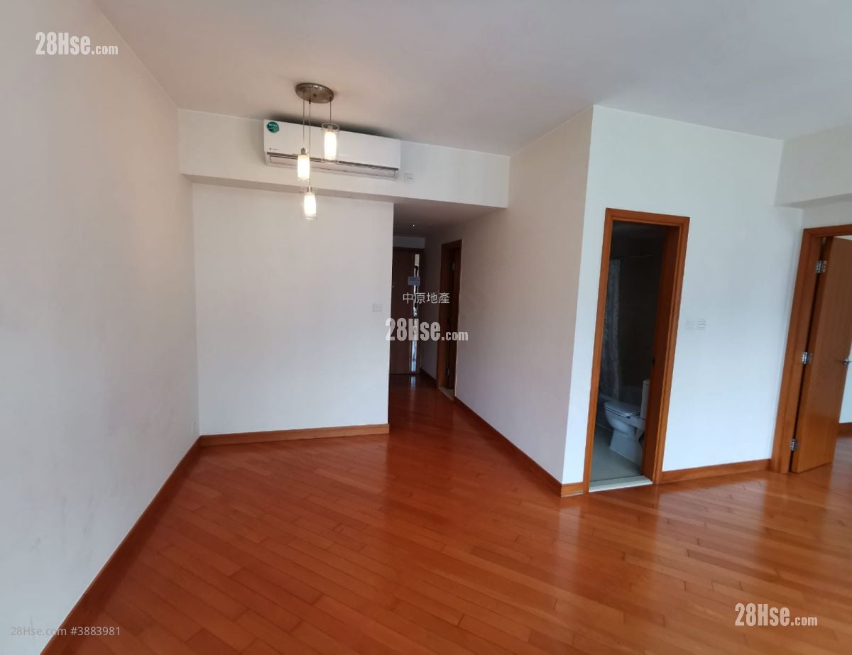 Chelsea Court Sell 2 Bedrooms , 1 Bathroom 471 ft²