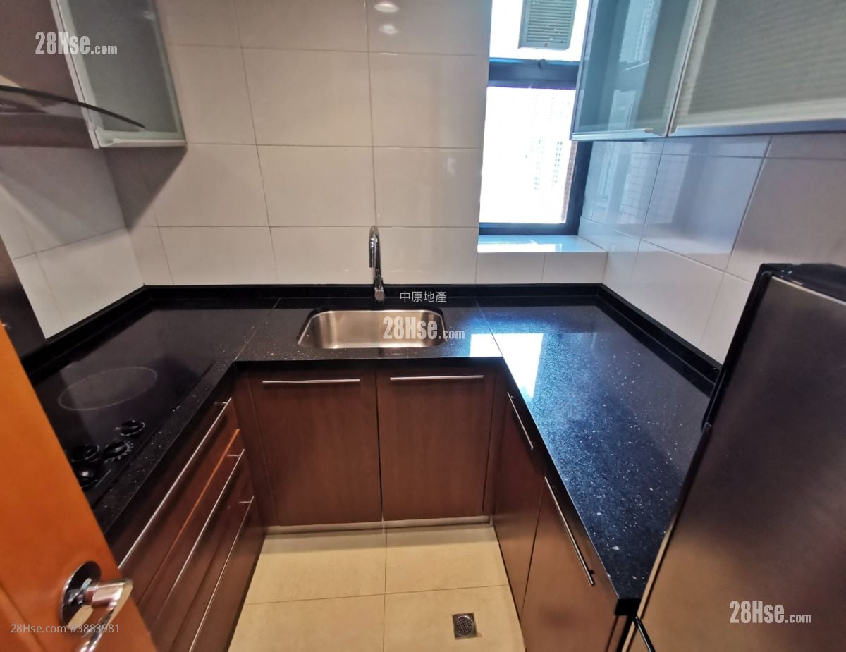 Chelsea Court Sell 2 Bedrooms , 1 Bathroom 471 ft²