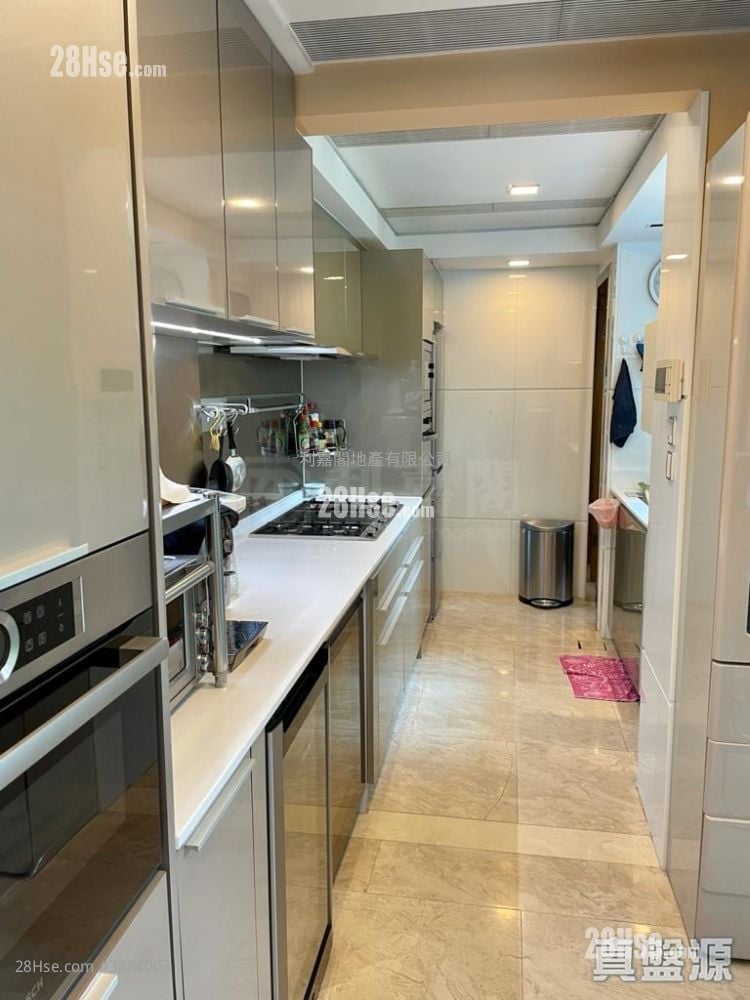 Larvotto Sell 3 Bedrooms 1,051 ft²