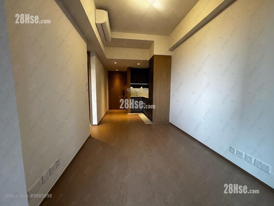 Onmantin Rental 2 Bedrooms , 1 Bathroom 520 ft²