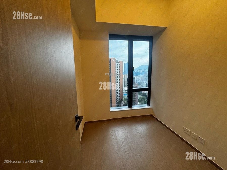 Onmantin Rental 2 Bedrooms , 1 Bathroom 520 ft²
