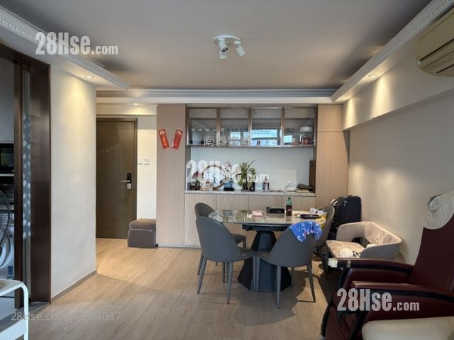 Harbour Heights Rental 3 Bedrooms , 2 Bathrooms 835 ft²