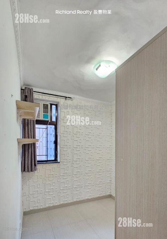 Kingstown Mansion Sell 2 Bedrooms , 1 Bathroom 394 ft²