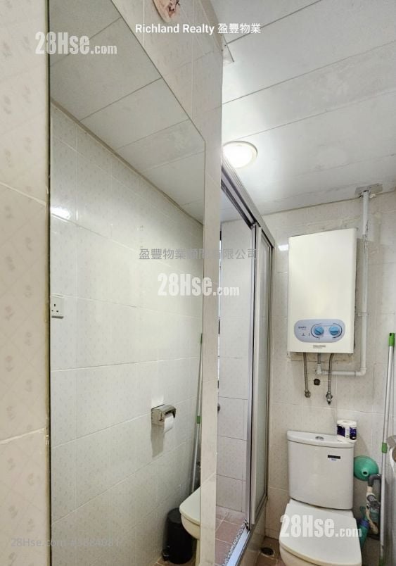 Kingstown Mansion Sell 2 Bedrooms , 1 Bathroom 394 ft²