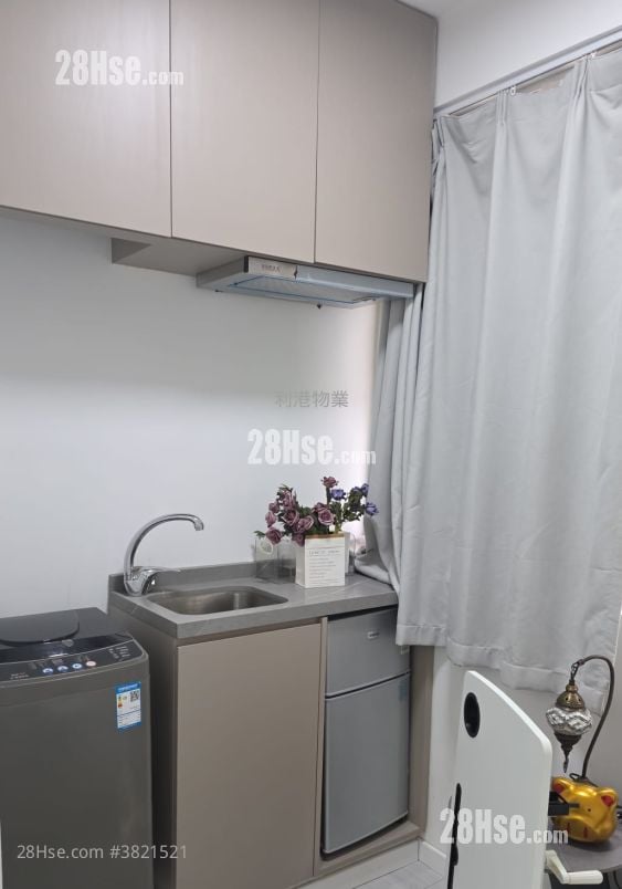 Percival House Rental Studio , 1 Bathroom 180 ft²