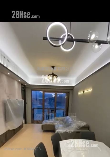 Lp6 Rental 3 Bedrooms , 3 Bathrooms 906 ft²
