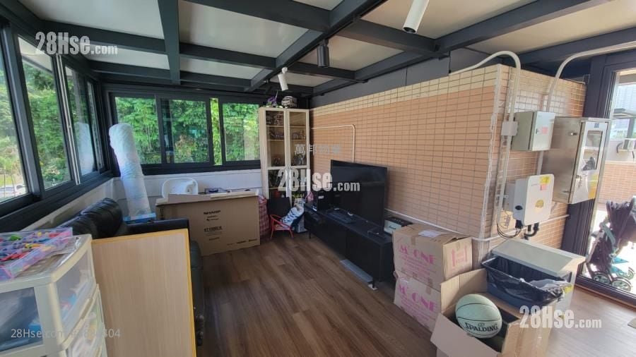 Serenity Villa Sell 3 Bedrooms , 1 Bathroom 700 ft²