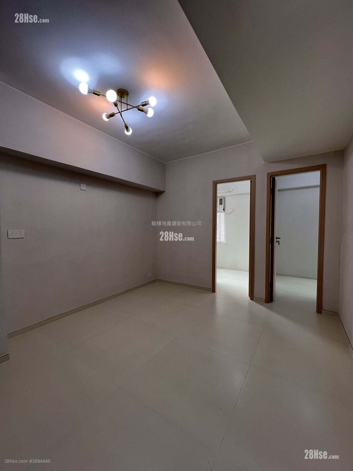 Yau Lee Building Rental 2 Bedrooms , 1 Bathroom 323 ft²