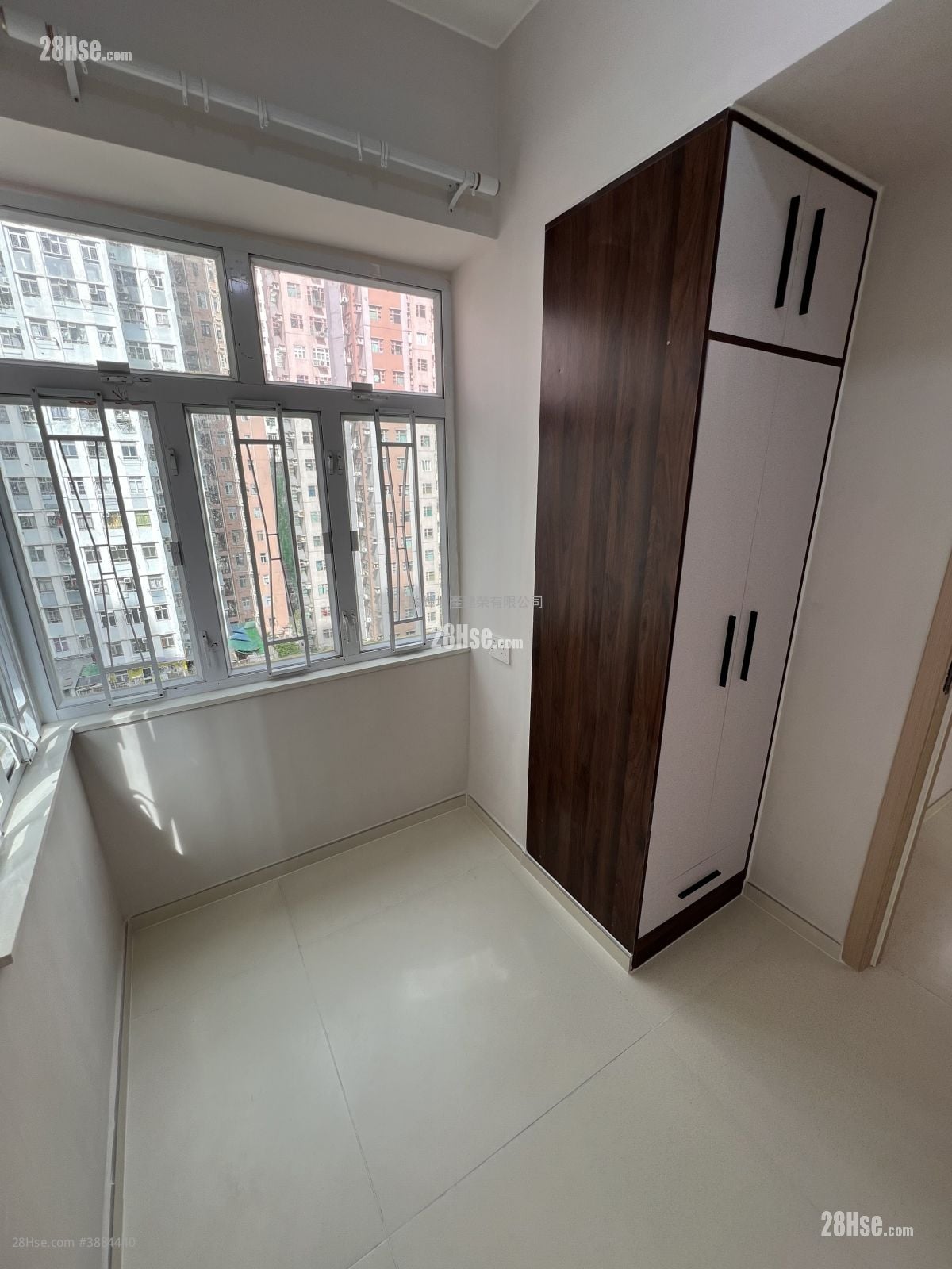 Yau Lee Building Rental 2 Bedrooms , 1 Bathroom 323 ft²