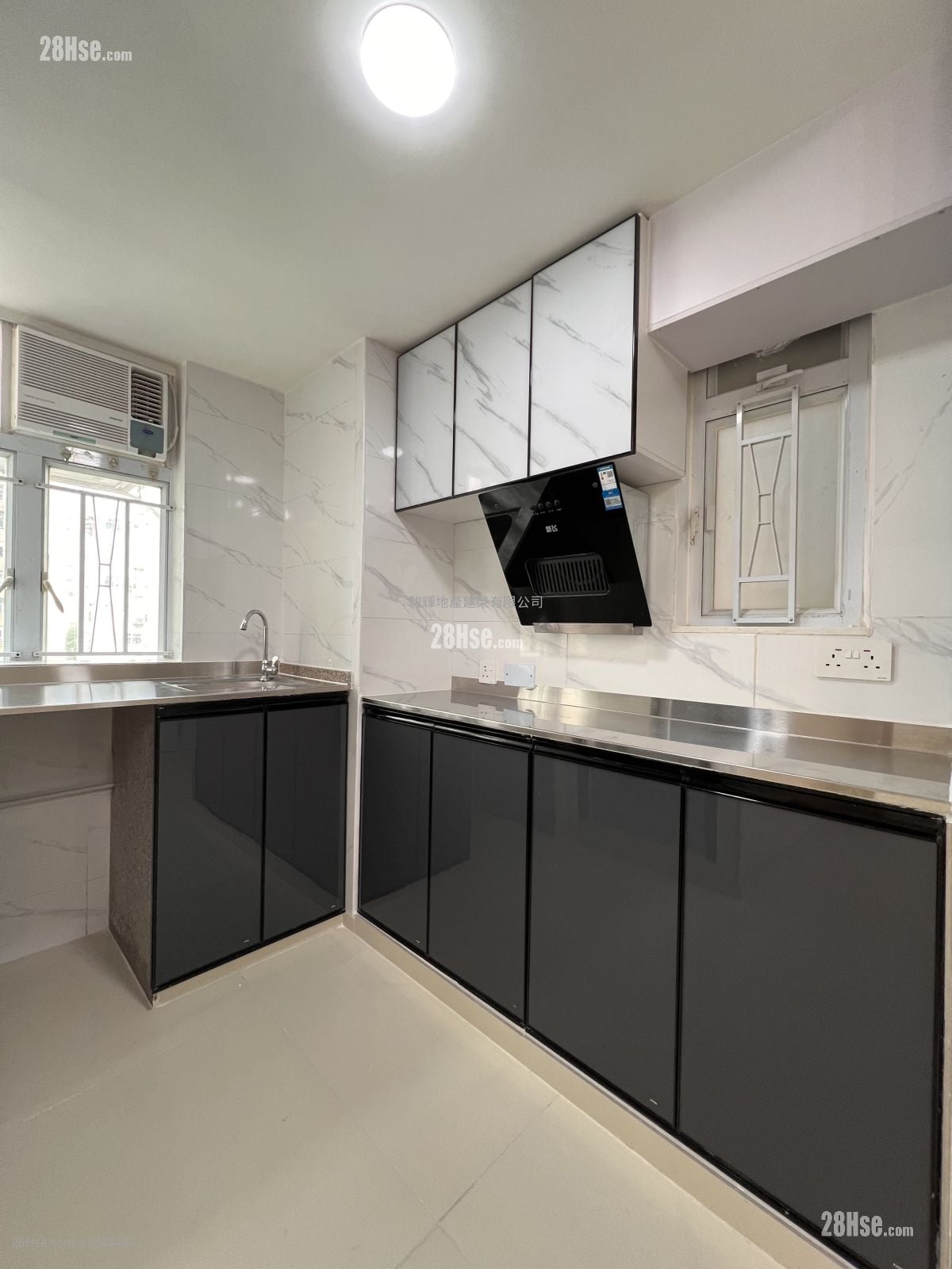 Yau Lee Building Rental 2 Bedrooms , 1 Bathroom 323 ft²