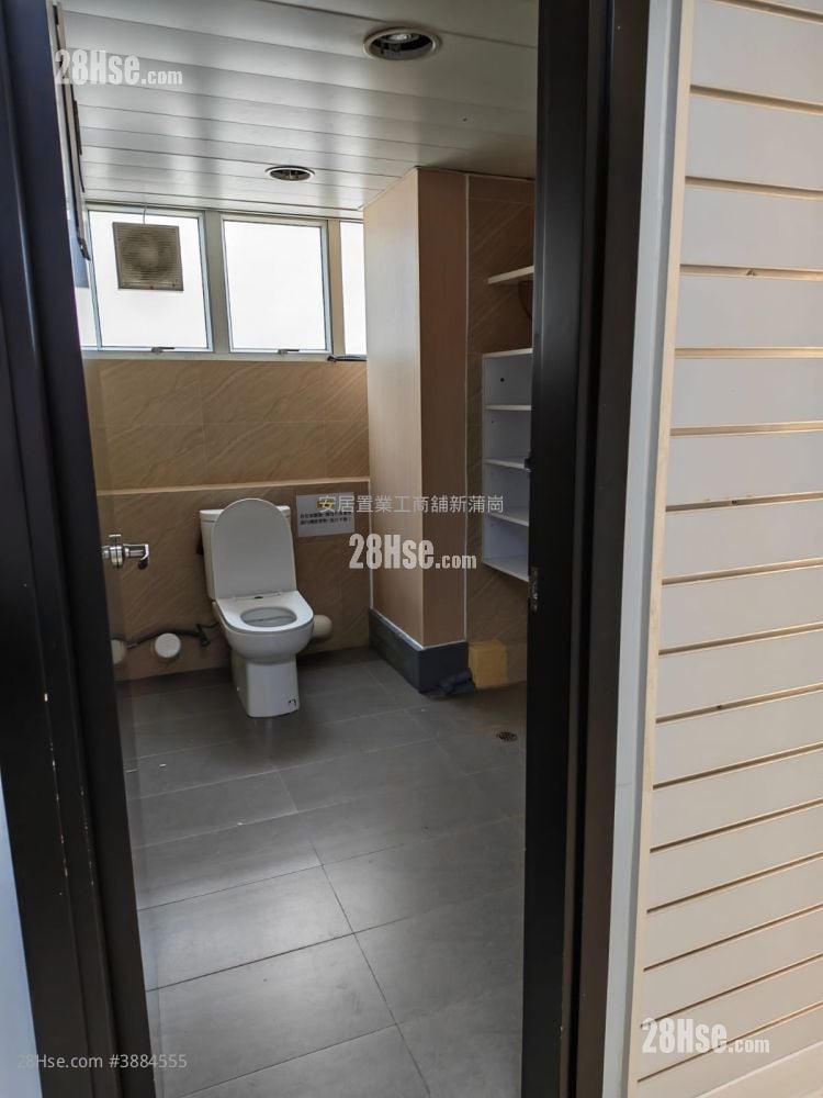 Perfect Industrial Building Rental 5+ Bedrooms , 2 Toilets 3,385 ft²