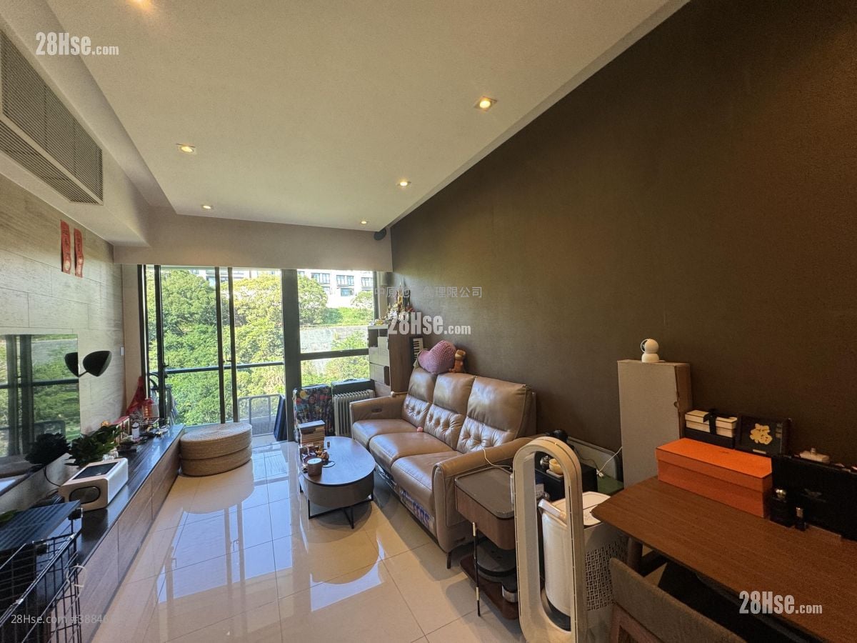 Dragons Range Sell 2 Bedrooms 665 ft²