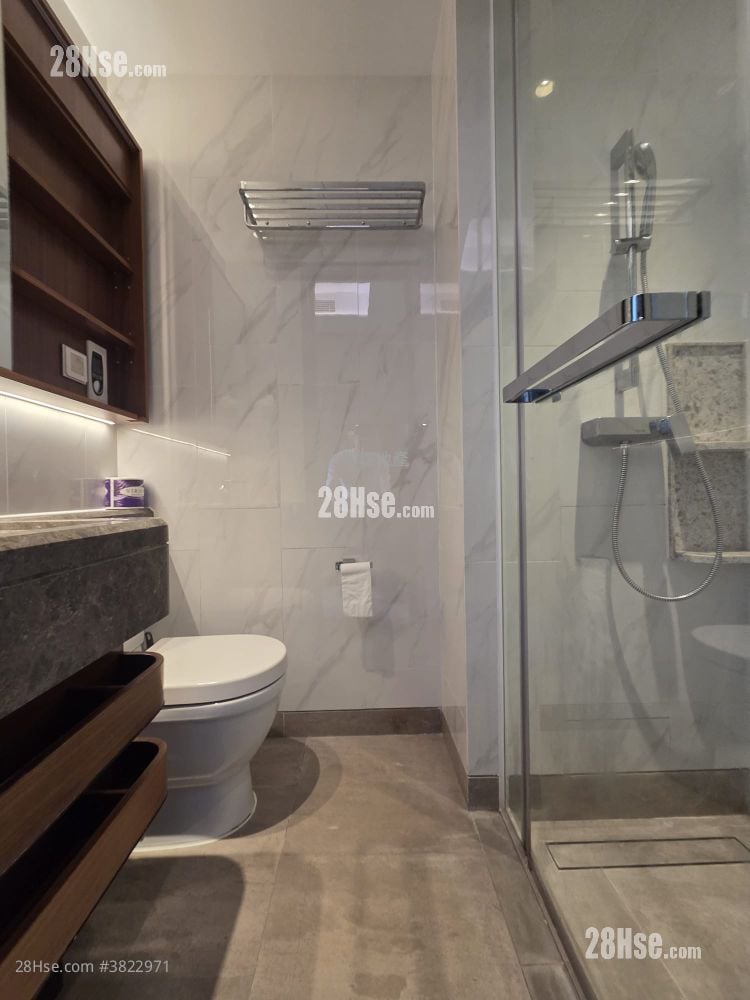 Novum West Rental Studio , 1 Bathroom 225 ft²