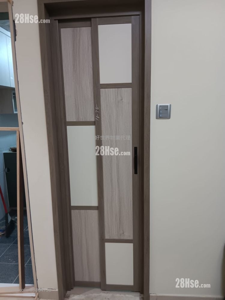 Winner Centre Rental 2 Bedrooms , 1 Bathroom 266 ft²
