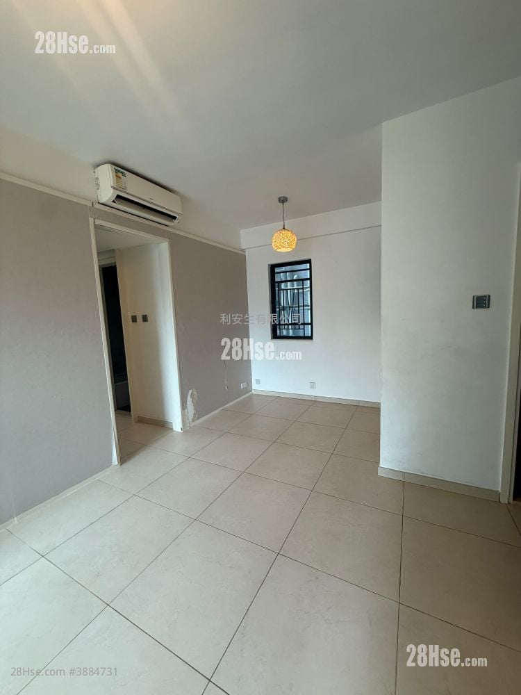 Metro City Rental 2 Bedrooms , 2 Bathrooms 538 ft²
