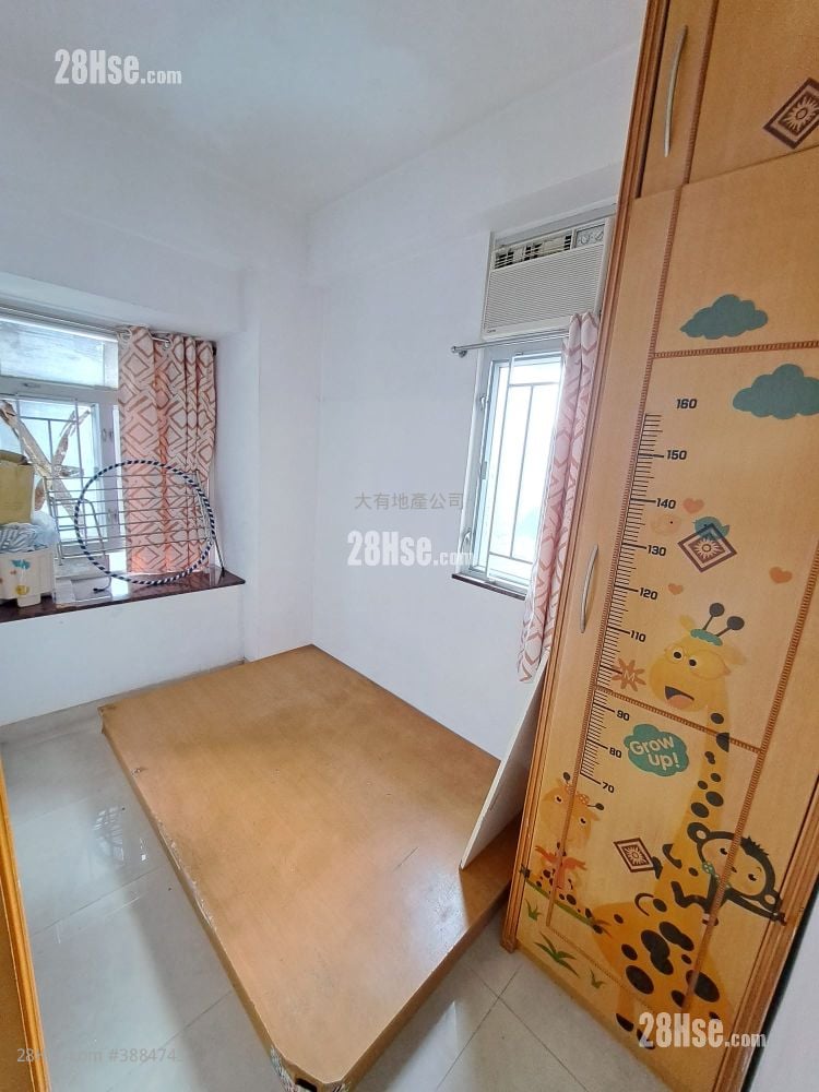 bedroom 1: Ho Shun Yee Building Rental 1 Bedroom , 1 Bathroom 266 ft²