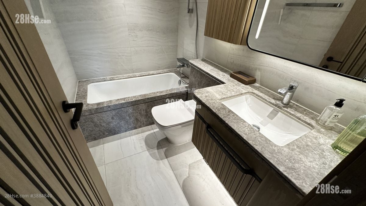 Ontolo Rental 2 Bedrooms , 2 Bathrooms 766 ft²