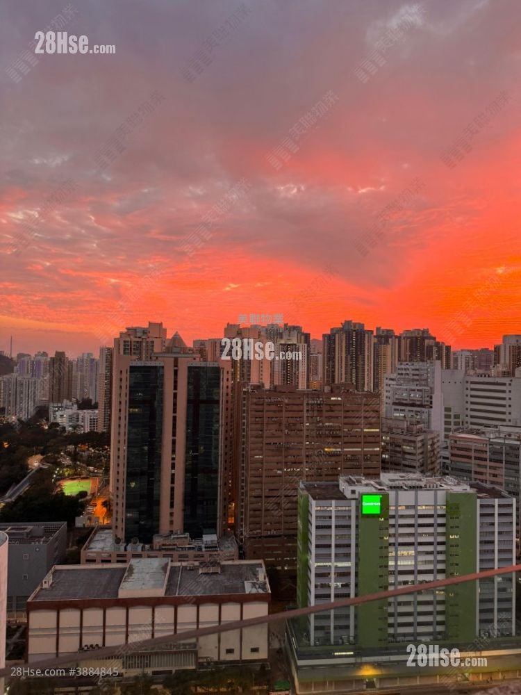 The Rise Sell 2 Bedrooms , 1 Bathroom 527 ft²
