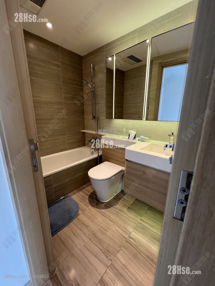 Dragons Range Sell 1 Bedroom 466 ft²