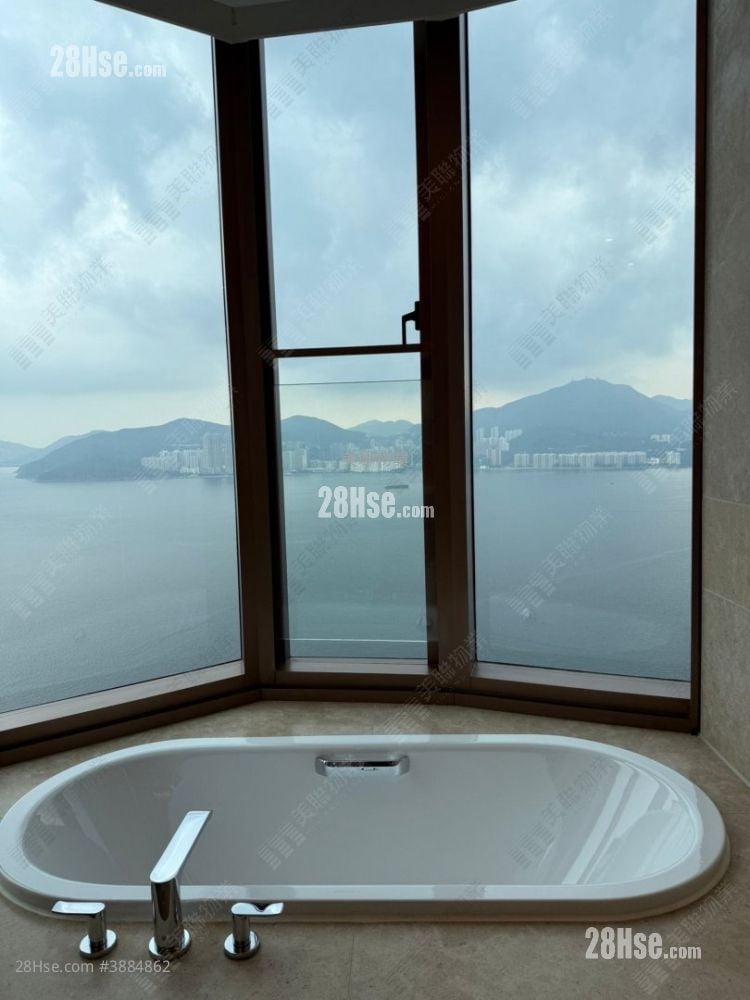 Lp10 Rental 4 Bedrooms , 4 Bathrooms 1,517 ft²