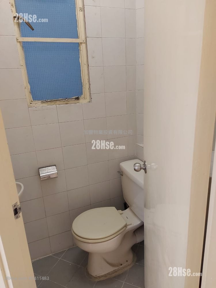 Tung Yiu Commercial Building Rental Studio , 1 Toilet