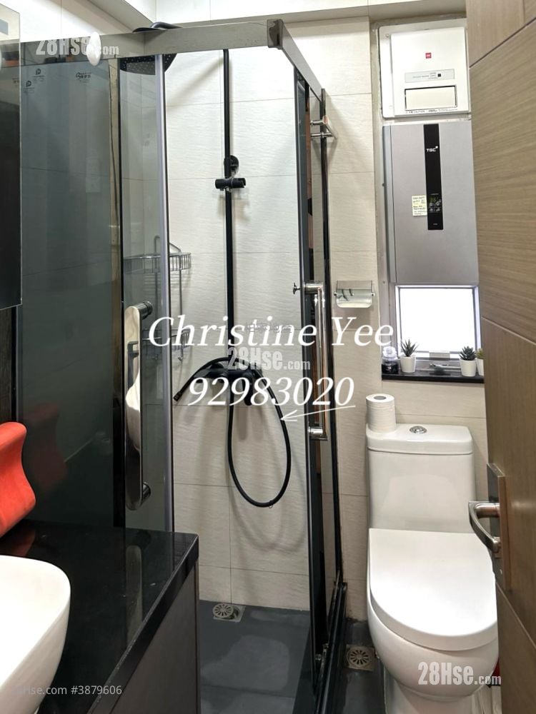 Pearl City Mansion Rental 2 Bedrooms , 1 Bathroom 563 ft²