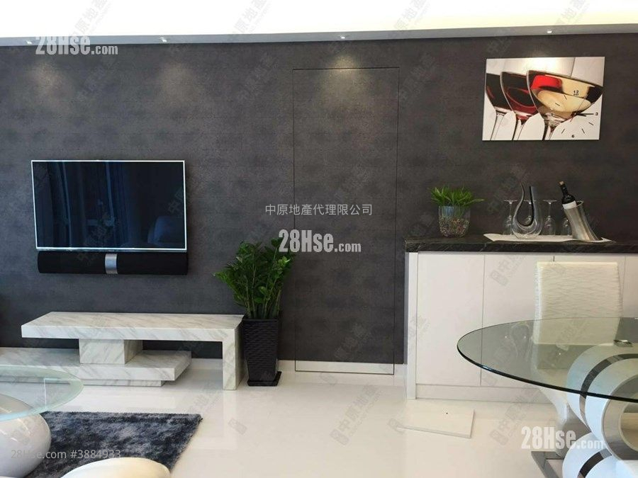 Riviera Gardens Sell 3 Bedrooms , 2 Bathrooms 700 ft²
