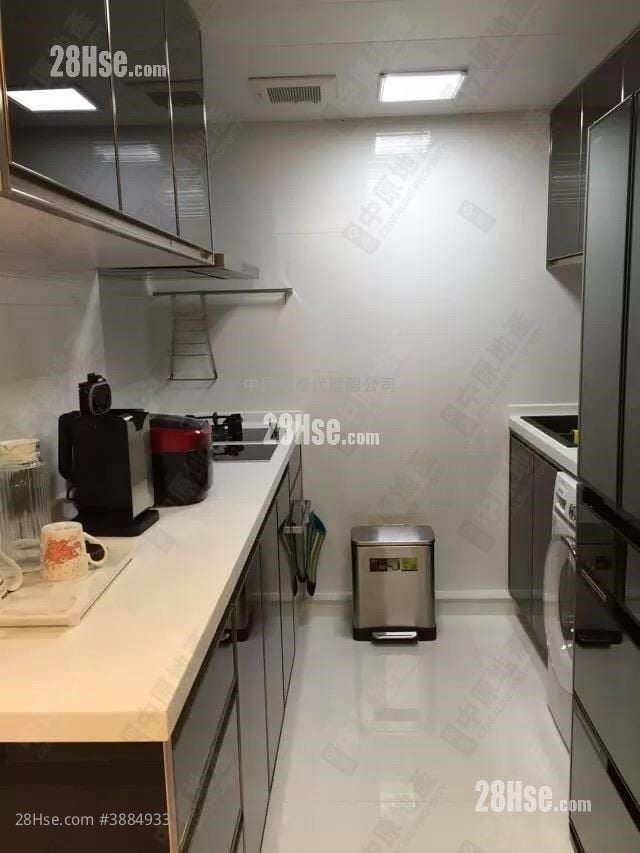 Riviera Gardens Sell 3 Bedrooms , 2 Bathrooms 700 ft²
