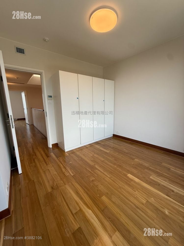 The Highlands Rental 4 Bedrooms , 3 Bathrooms 2,798 ft²