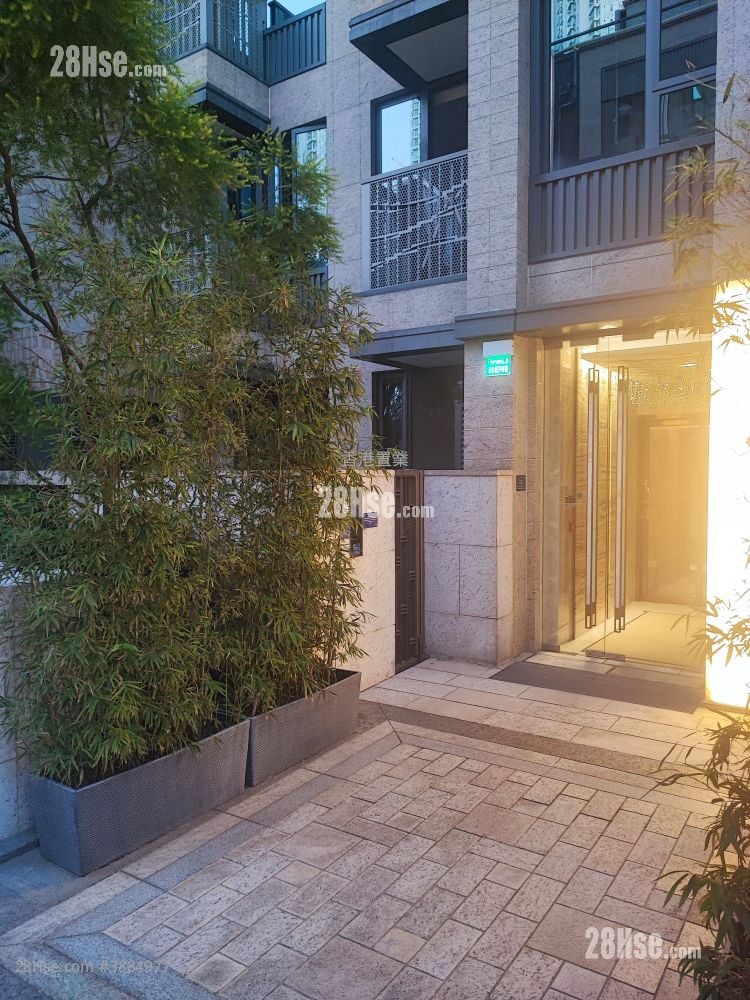Victoria Skye Sell 1 Bedroom 366 ft²