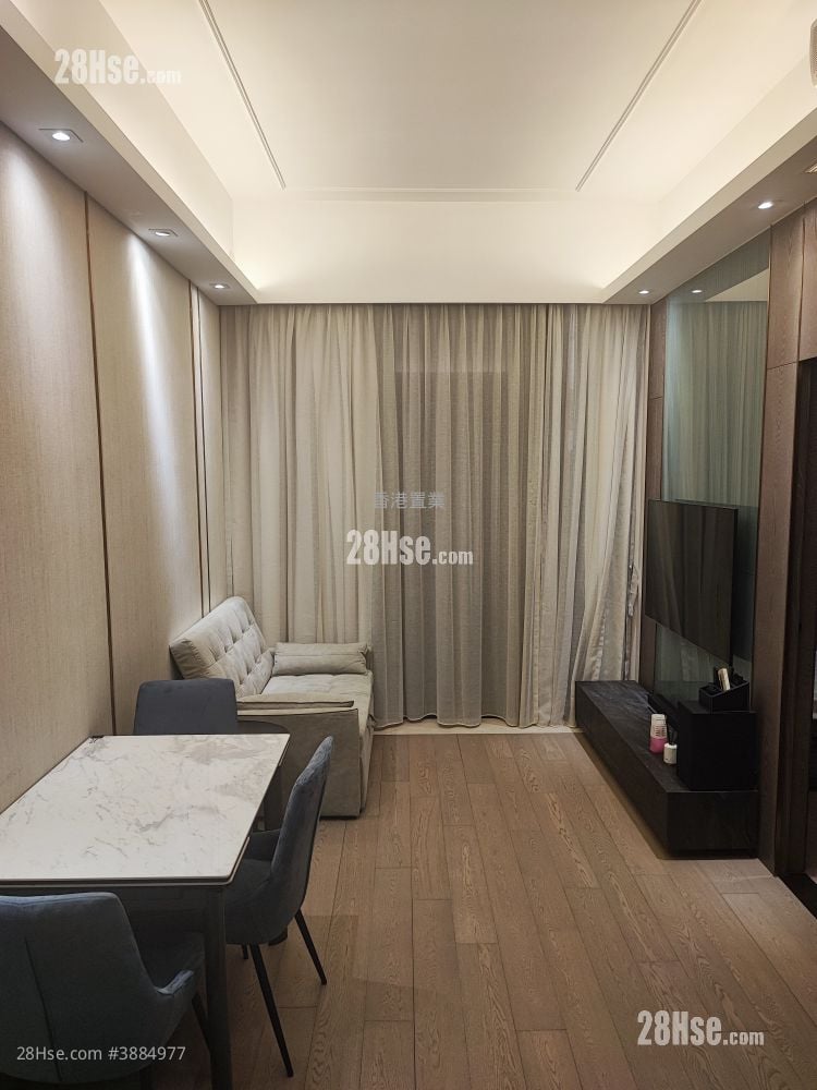 Victoria Skye Sell 1 Bedroom 366 ft²